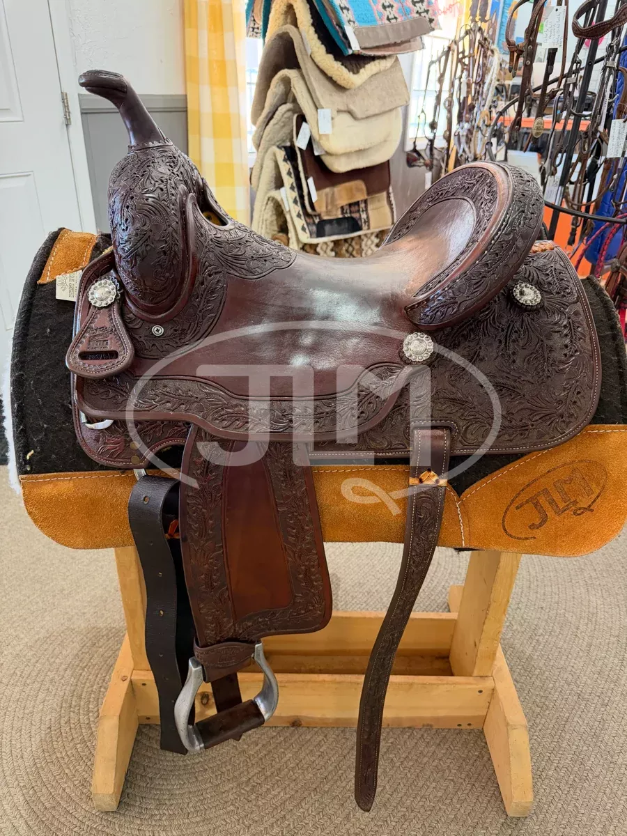 15" Stray Dog Barrel Saddle