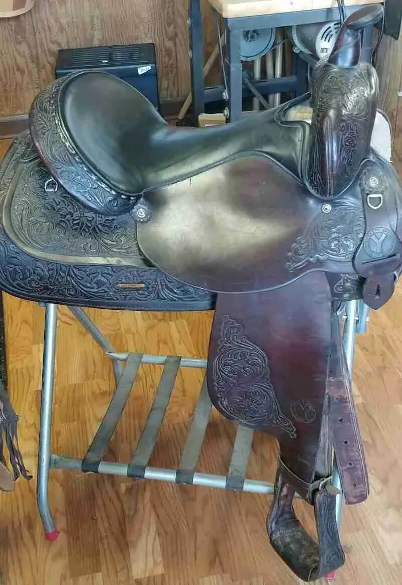 16" Circle Y Park & Trail Western Saddle