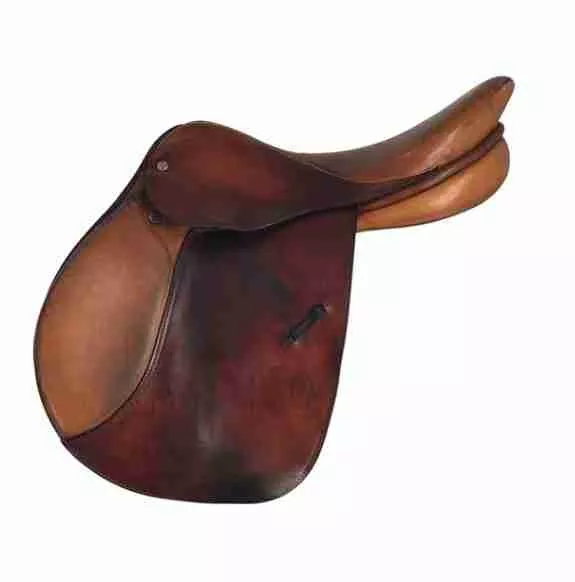 17.5″ Courbette Alpina Medium Tree Used Close Contact Saddle – C