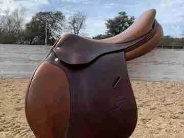 17″ Antares Connect Medium Tree Used Close Contact Saddle – C