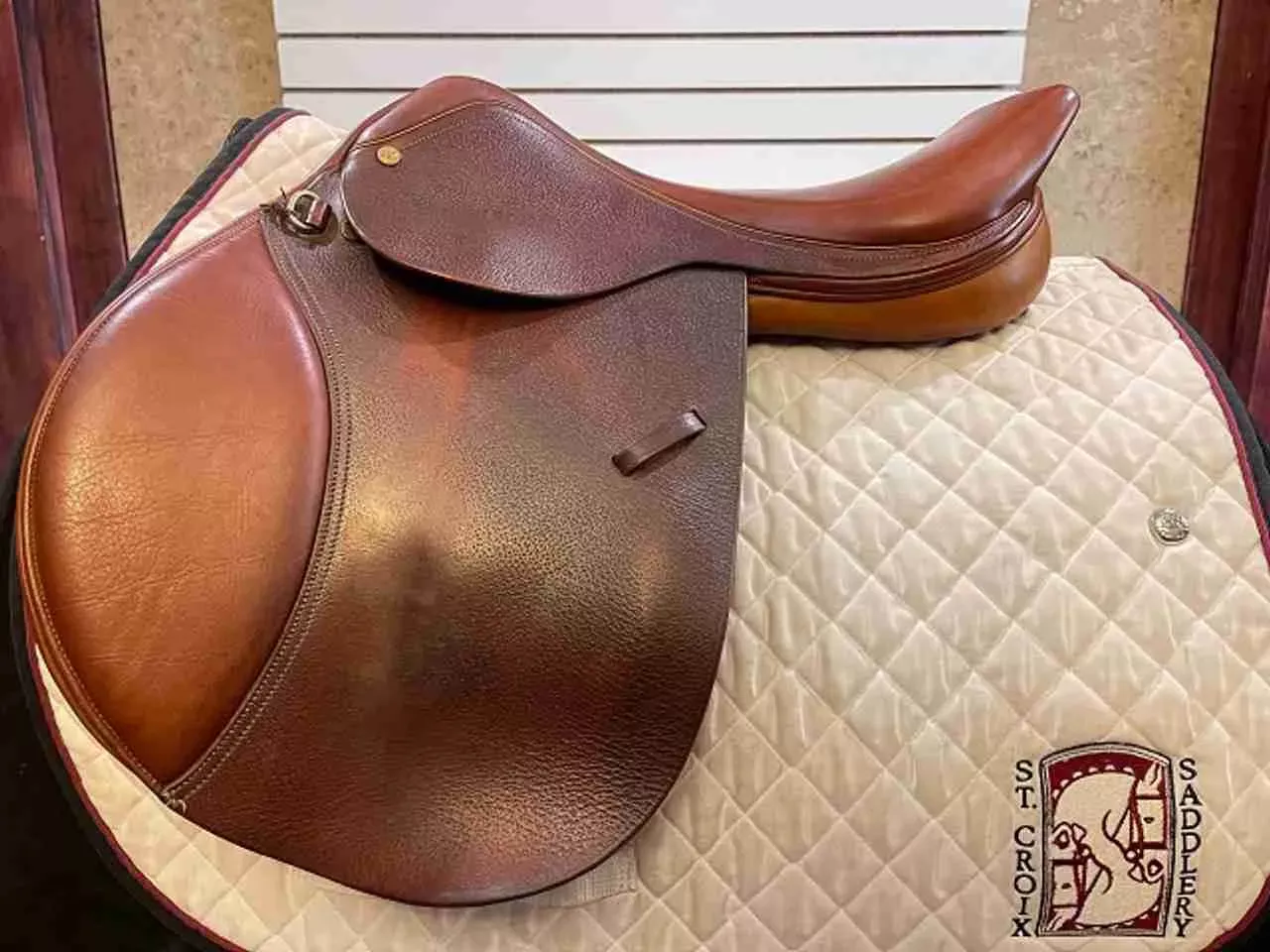 17″ Thornhill ProAm Wide Tree Used Close Contact Saddle – C