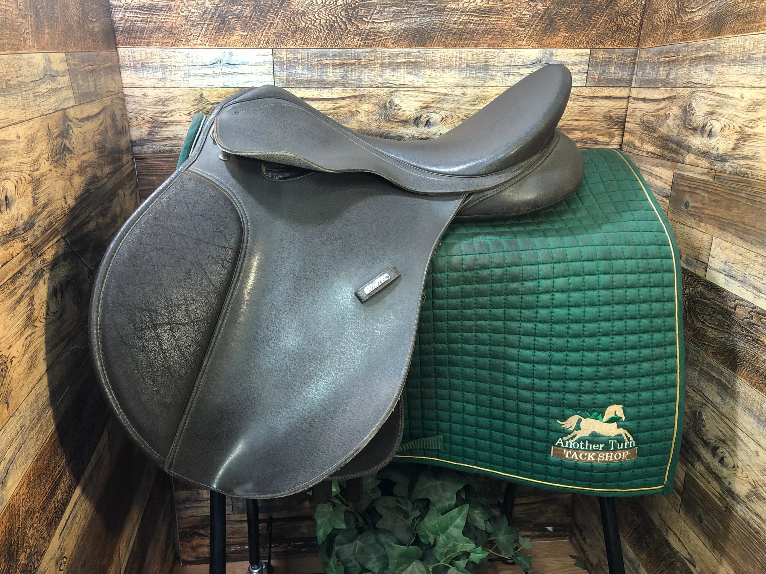 17" Wintec All Purpose Saddle