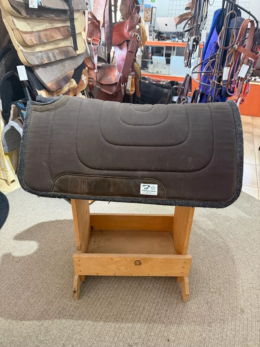 32" x 1" Diamond Wool High Wither Saddle PadSP1175