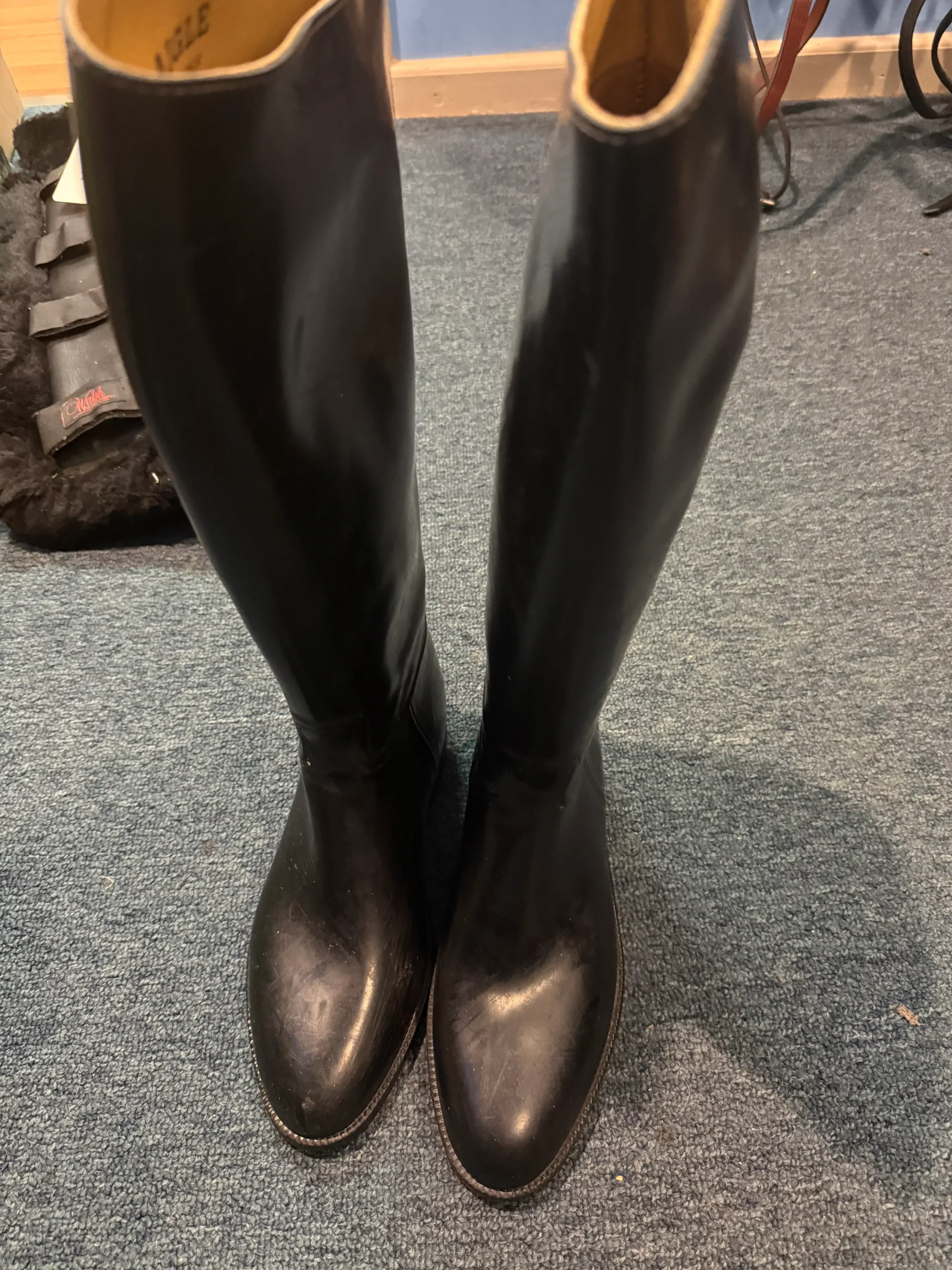 7 (41) Aigle Black Rubber Dress Boot