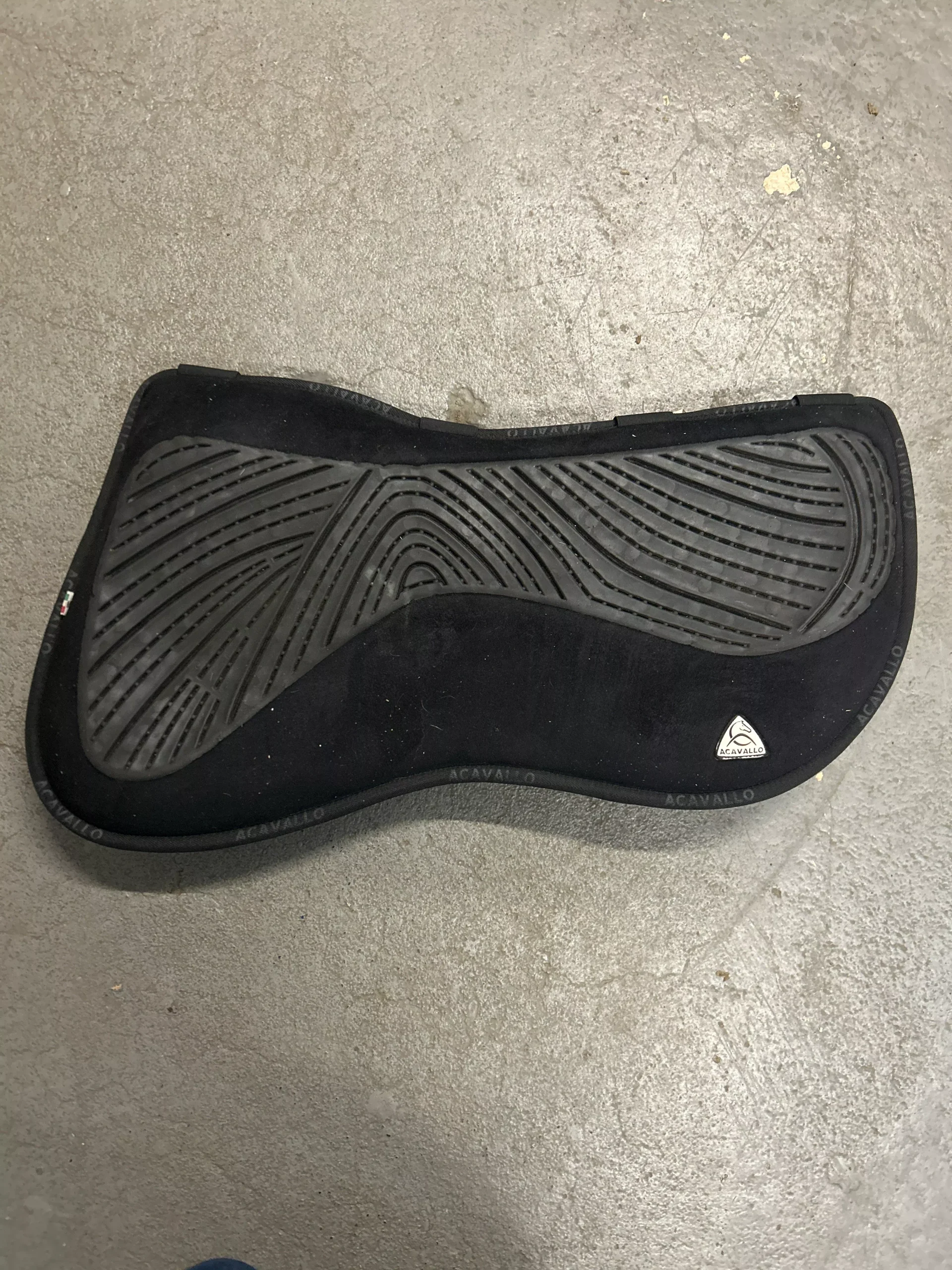 Acavallo Gel HalfPad with Spine Free Design