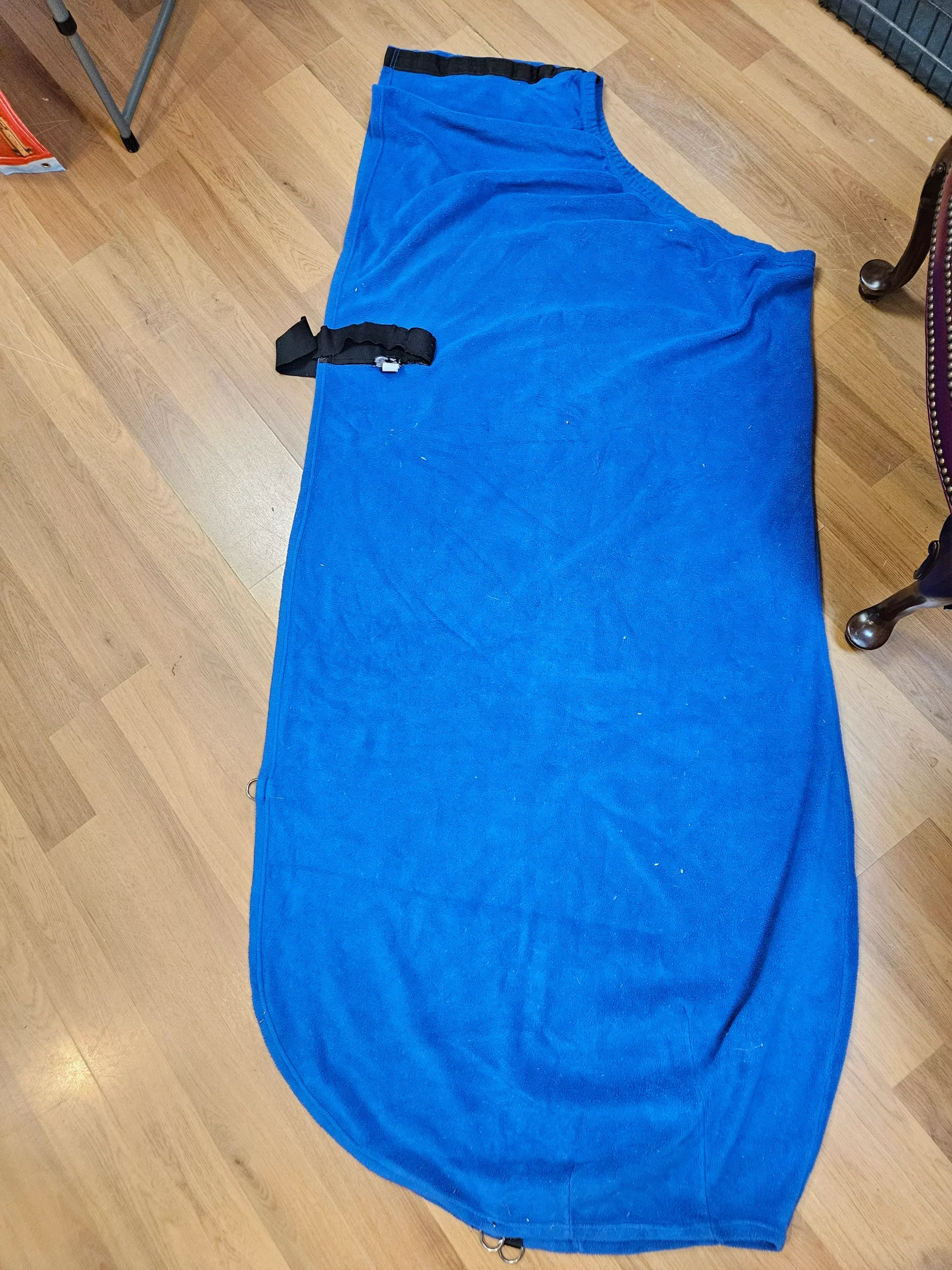 Assorted sheets and coolers 72"- 84"