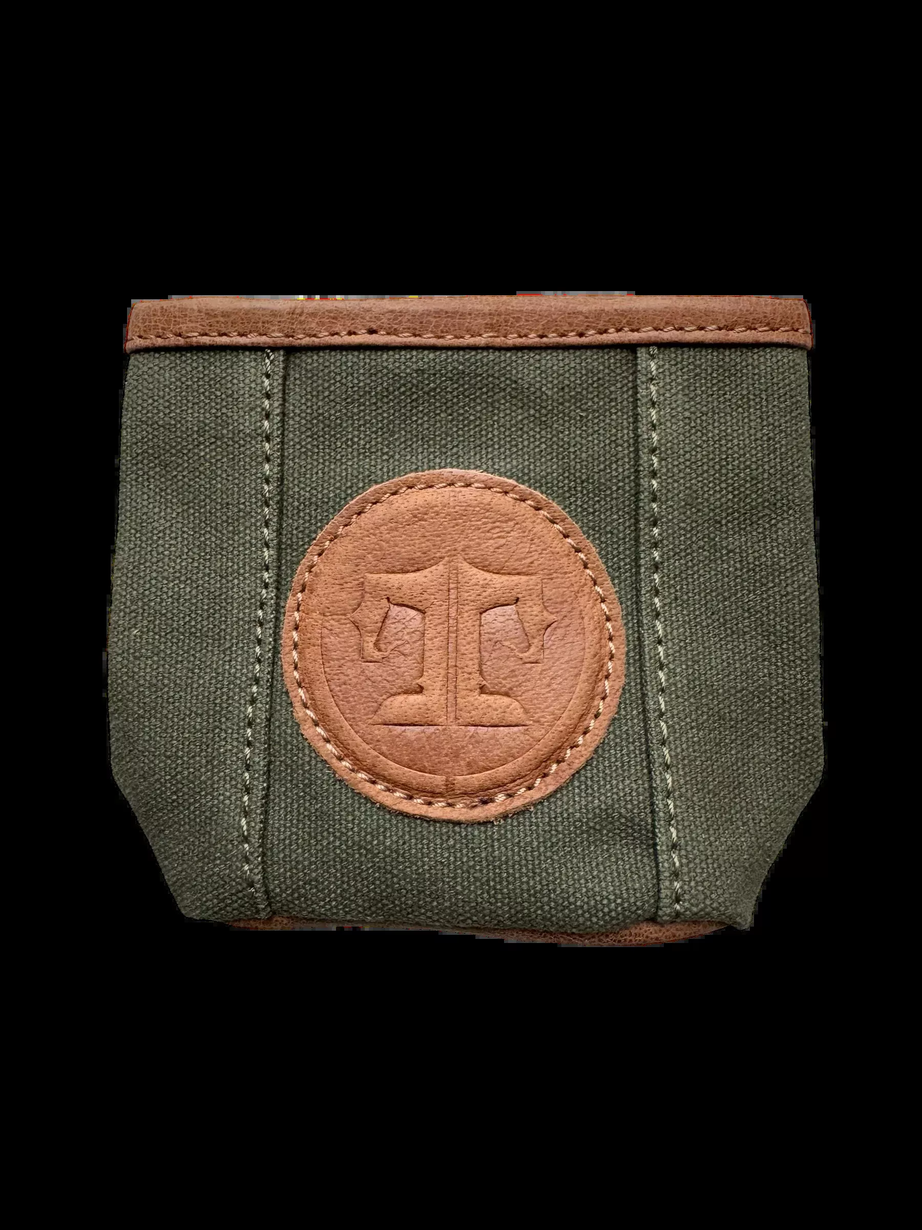 BARN TREAT POUCH