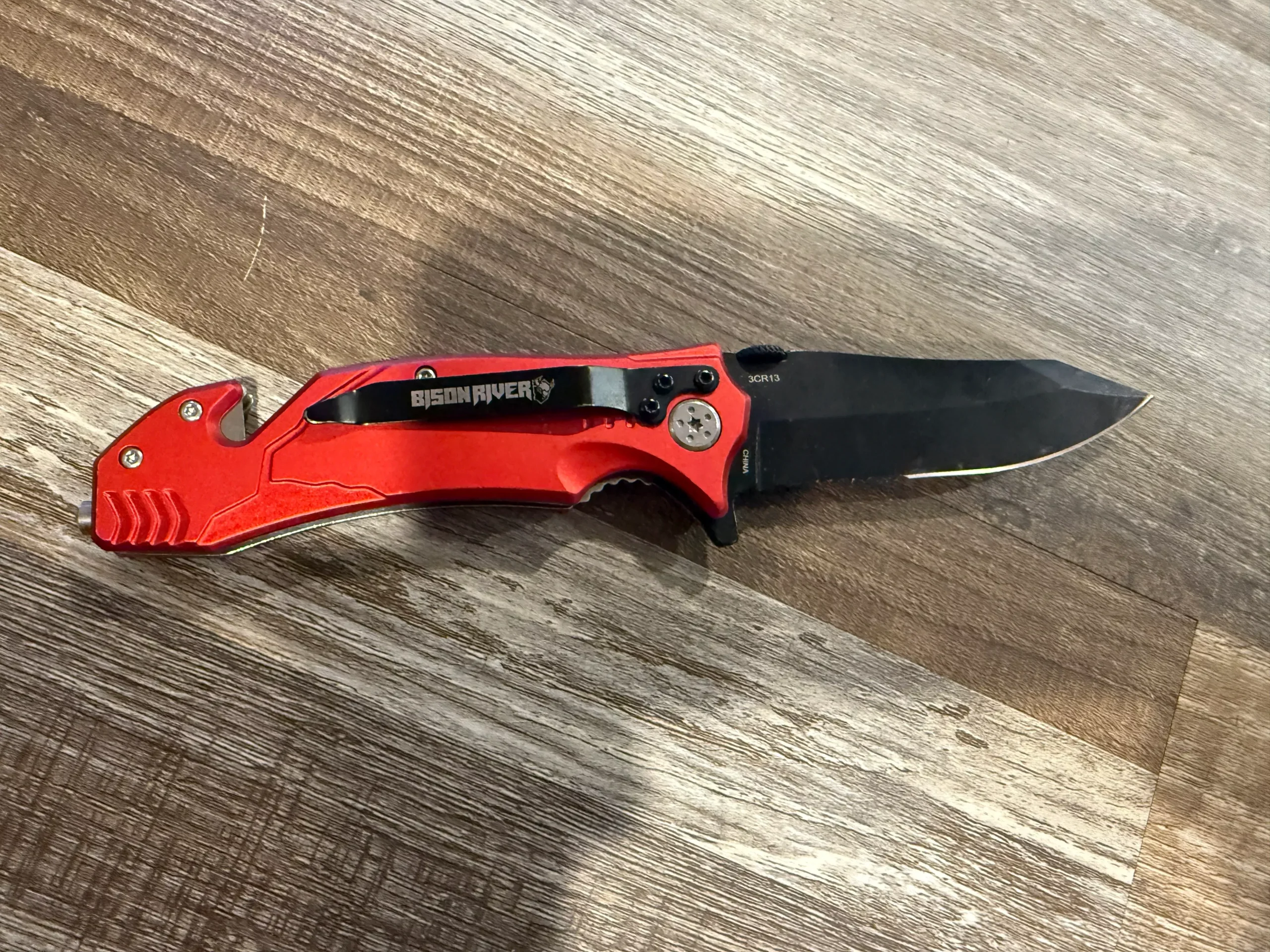 Bison River Barn Knife