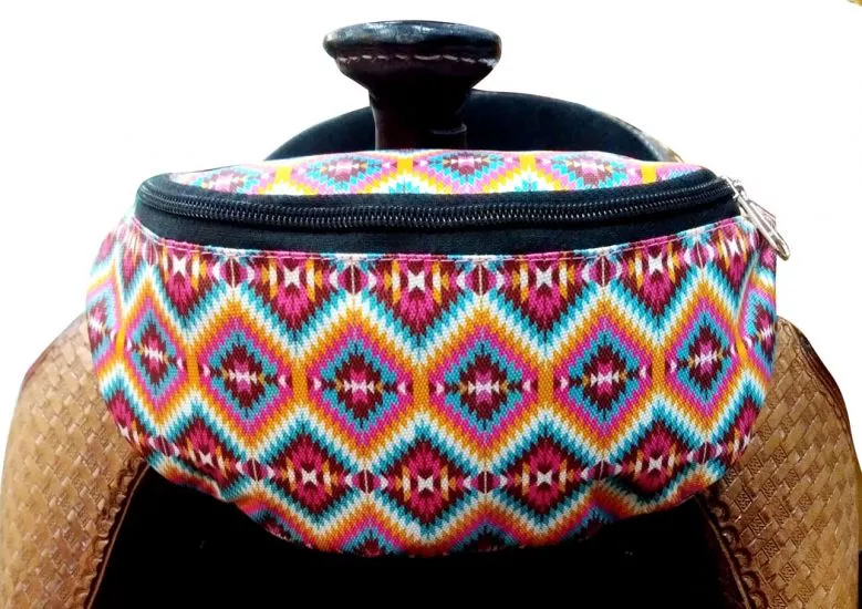 BRIGHT AZTEC PRINT INSULATED NYLON SADDLE POUCH