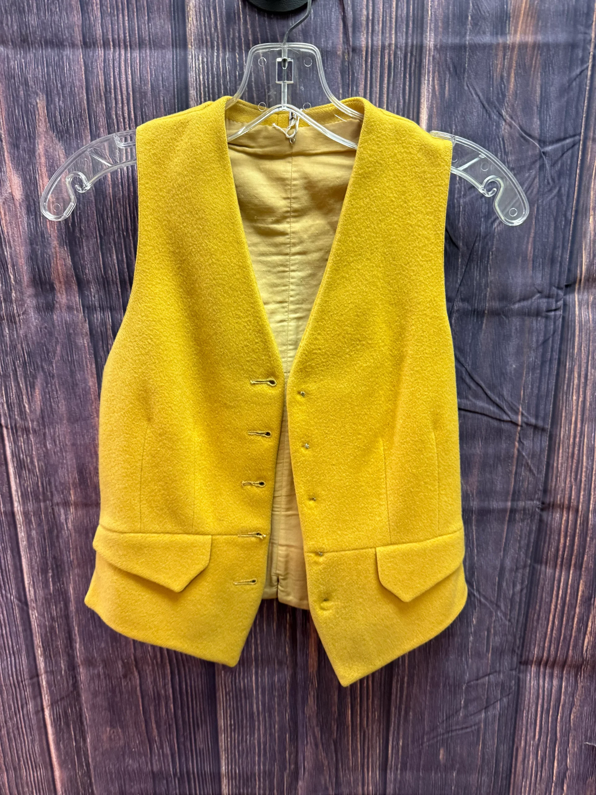 Canary Hunt Vests