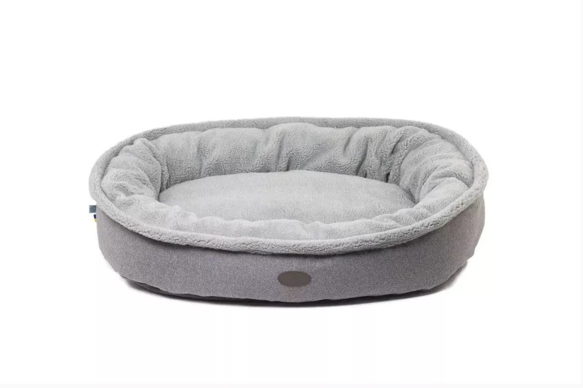 Chester & Lee Furry Bagel Dog Bed