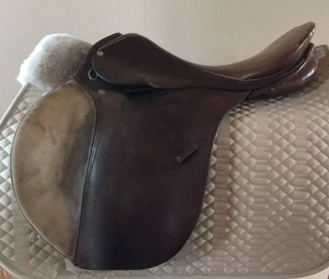 CONSIGNMENT - Courbette Pandur S All Purpose Saddle