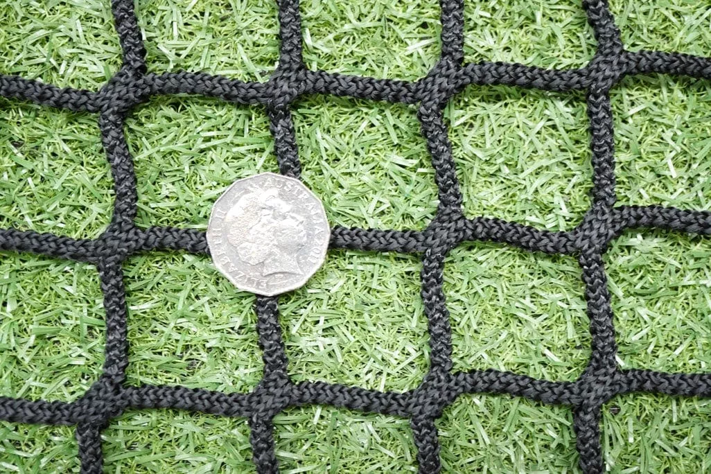 Deluxe Knotless Hay Netting Bulk Roll: 16ft x 13ft