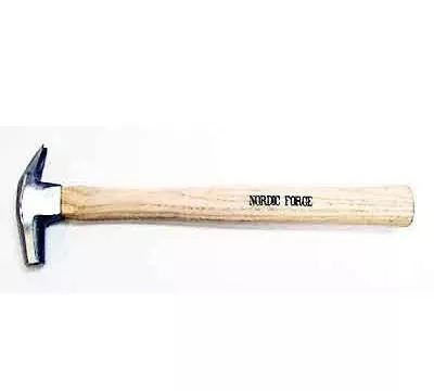 Driving Hammer 10 Oz., Nordic