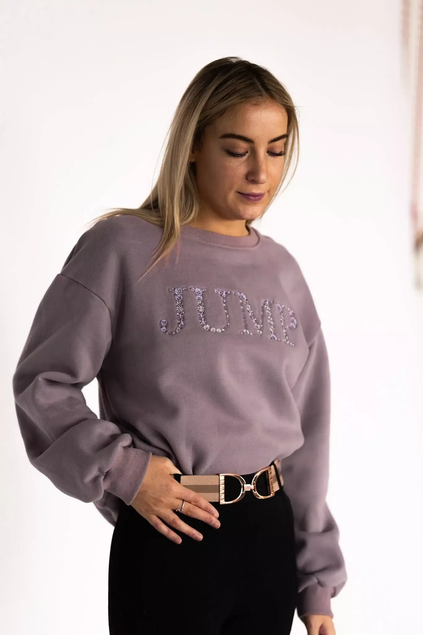 Ellany Soft Spun Embroidered Sweatshirt - JUMP Lavender