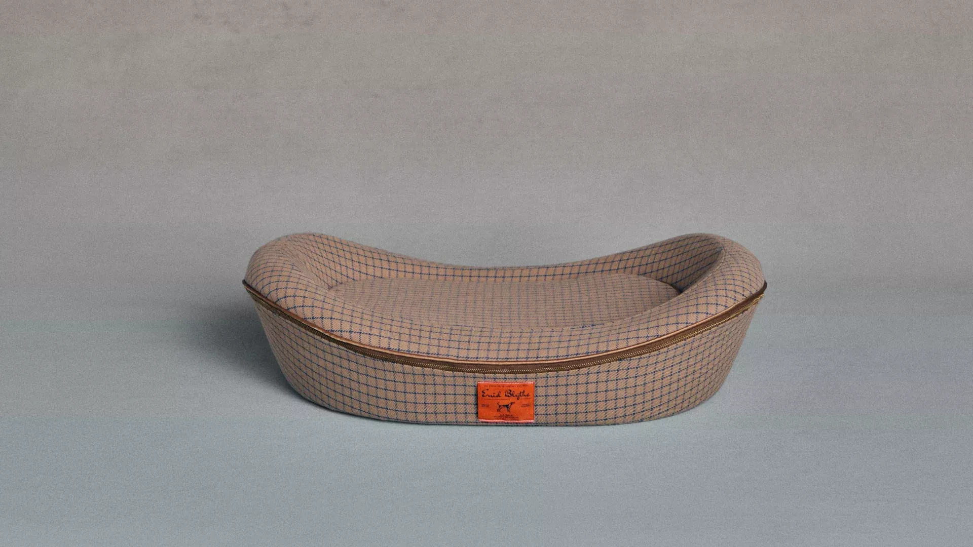 Enid Blythe Timeless Dog Bed in Tawny Ledger
