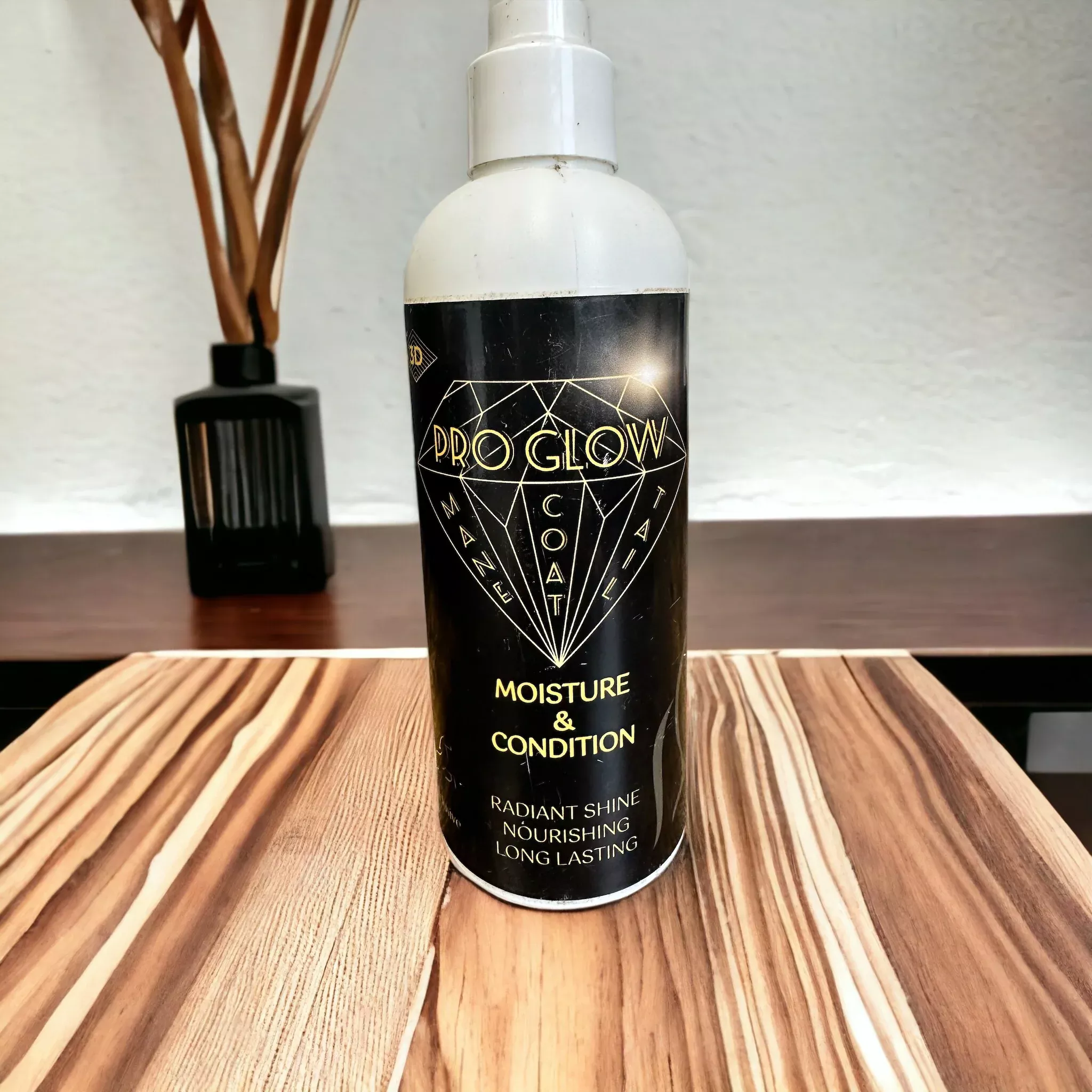Eqclusive Pro Glow Moisture and Condition Spray