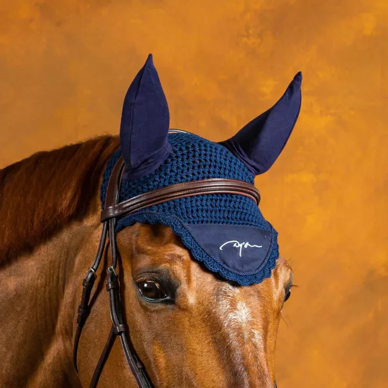Fly Bonnet