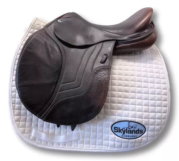 HOLD: Used Schleese Jete 16.5" Jump Saddle