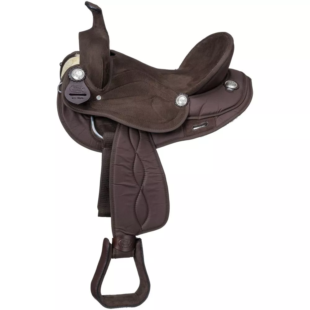 King Series WideSynthetic Round Skirt Competition Saddle Package