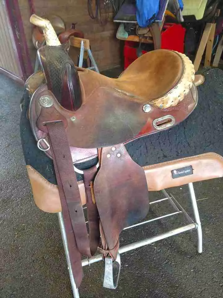 Original 14 Inch Circle Y barrel saddle for sale