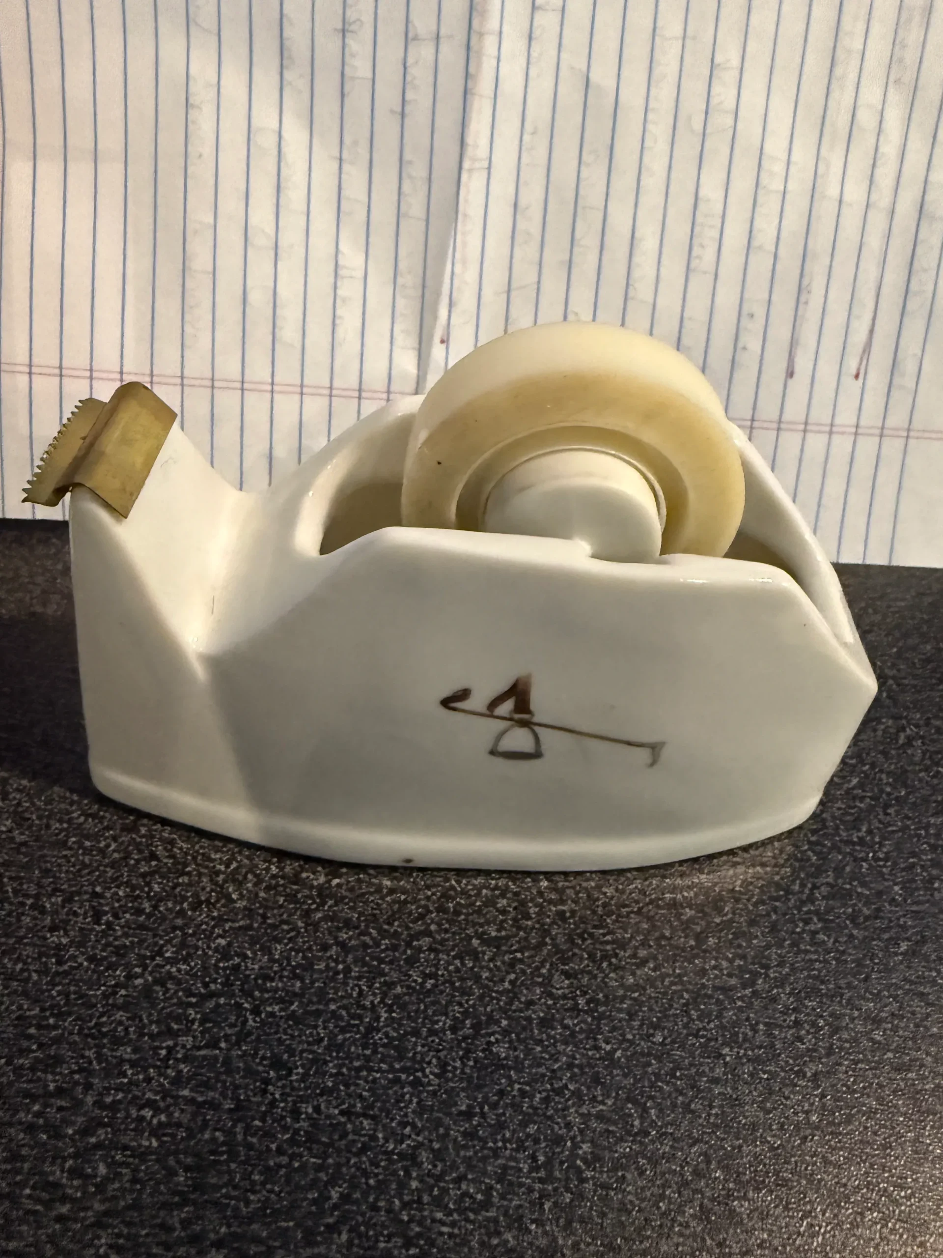 Porcelain take dispenser of hunt theme