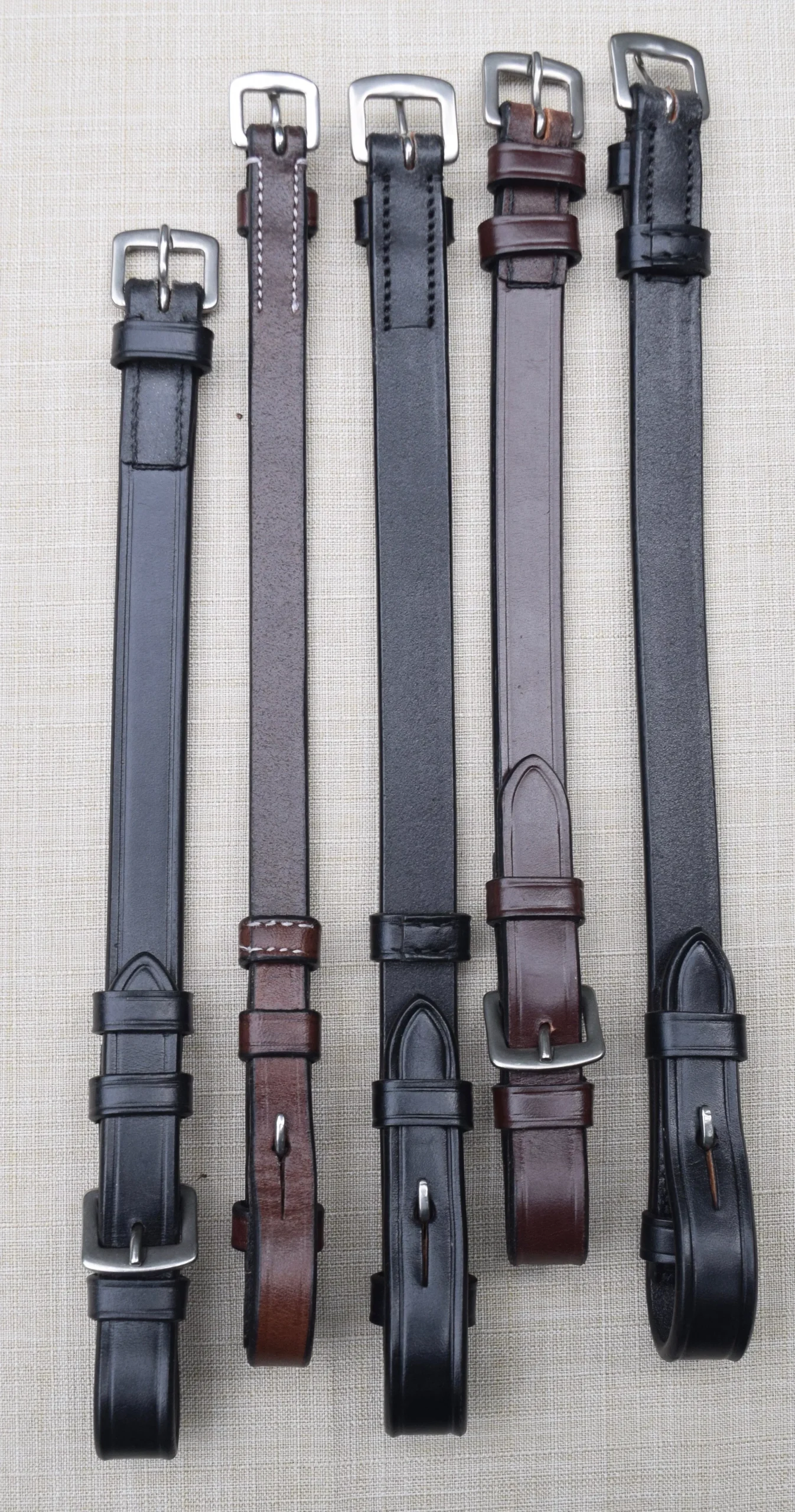 Red Barn Cheek Pieces - Black