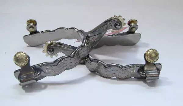 Scalloped Spurs - Midnight Silver