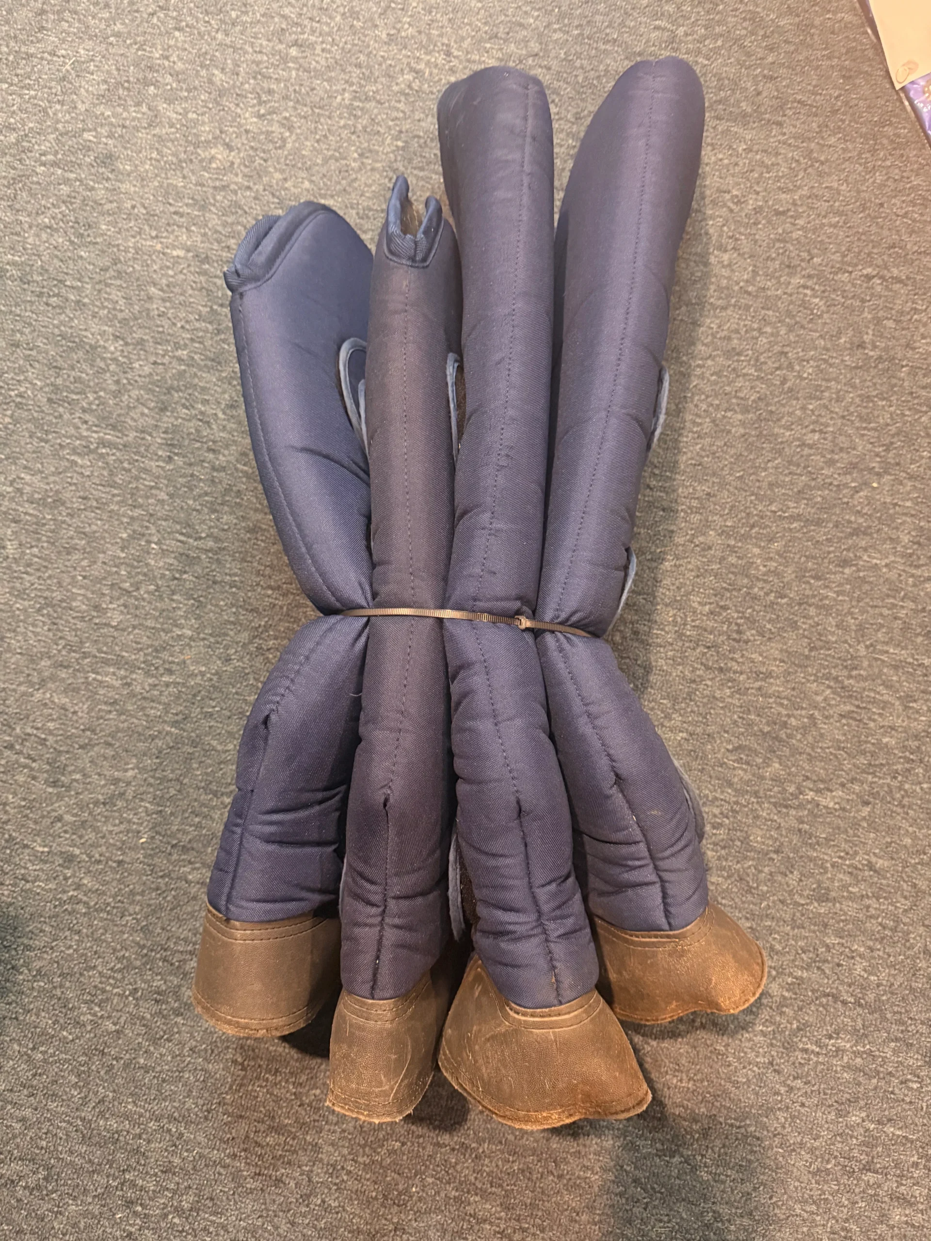 set of 4 Dover Shipping Boots Navy Horse size