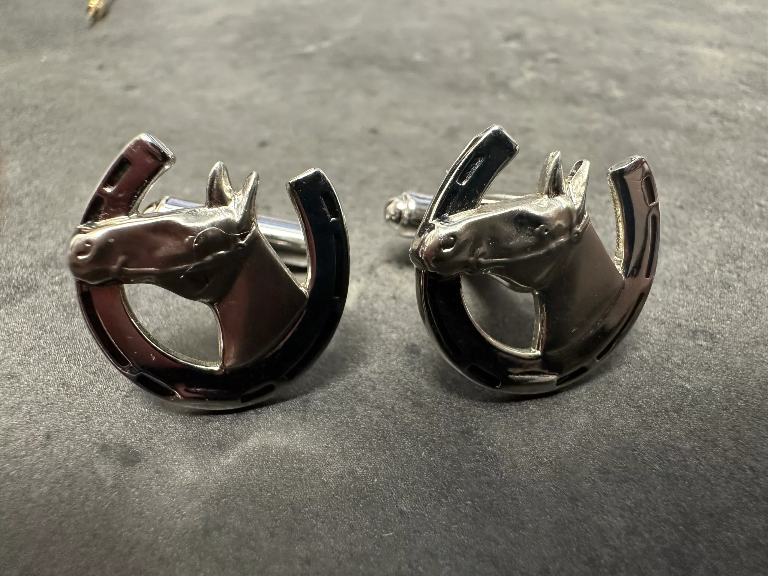 Silver Horseshoe & Horse Head Cuff Links