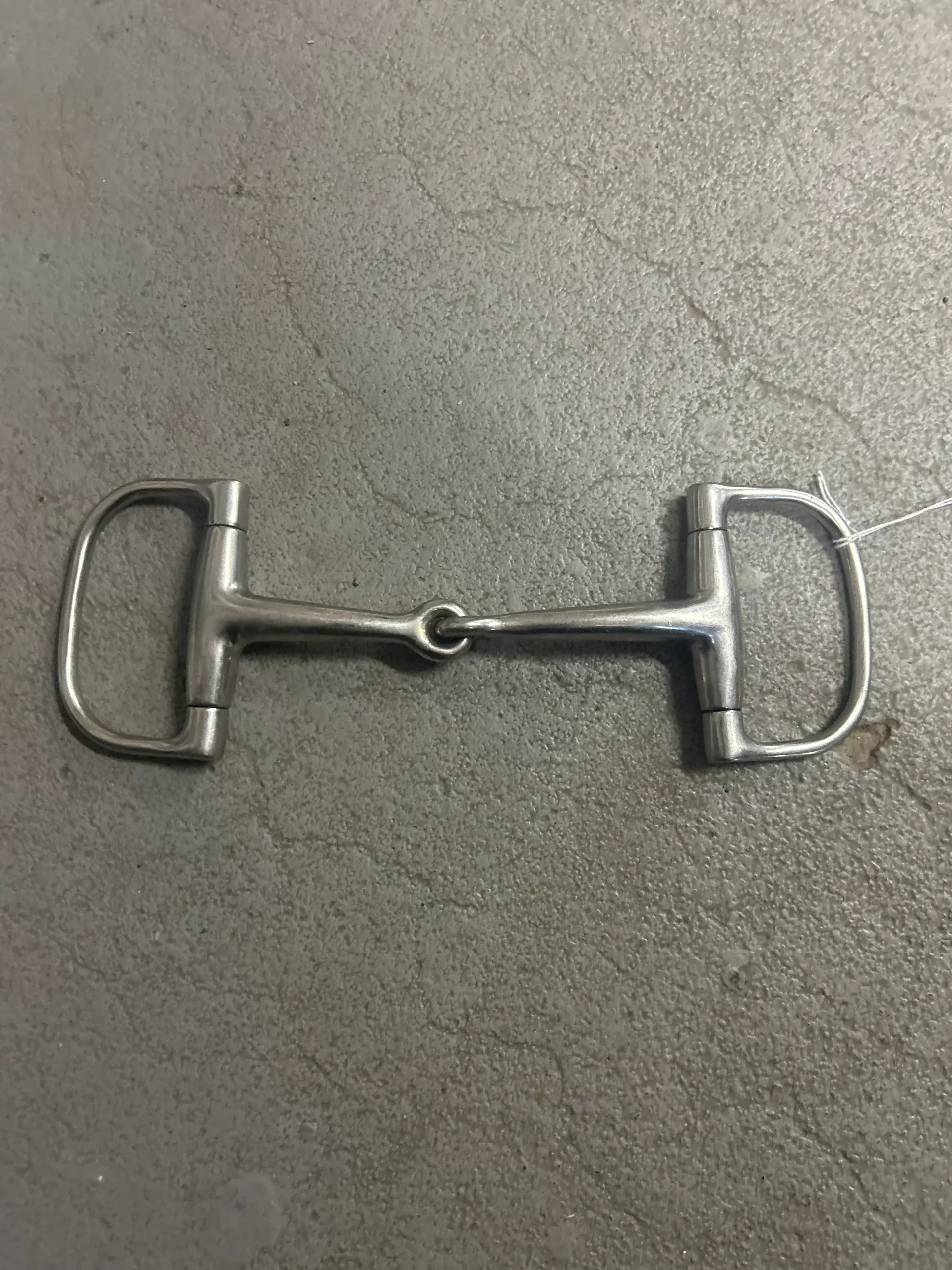 Single Jointed Dee Ring Snaffle 5-1/2"