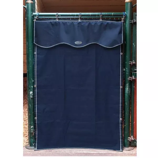 Stable Curtain