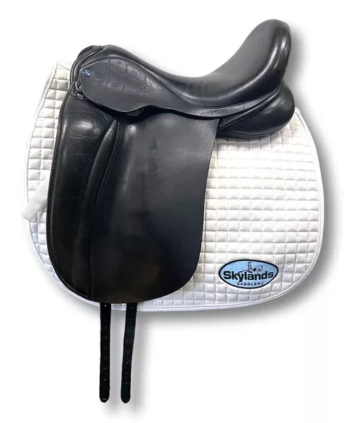 Used Hulsebos AM4 17" Dressage Saddle