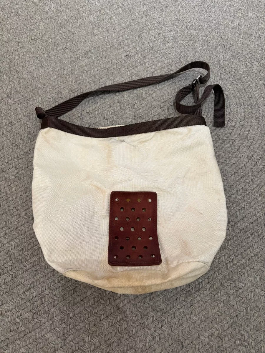 Weaver Equine 1 gal. Nylon Feed Bag with Vent GR1117