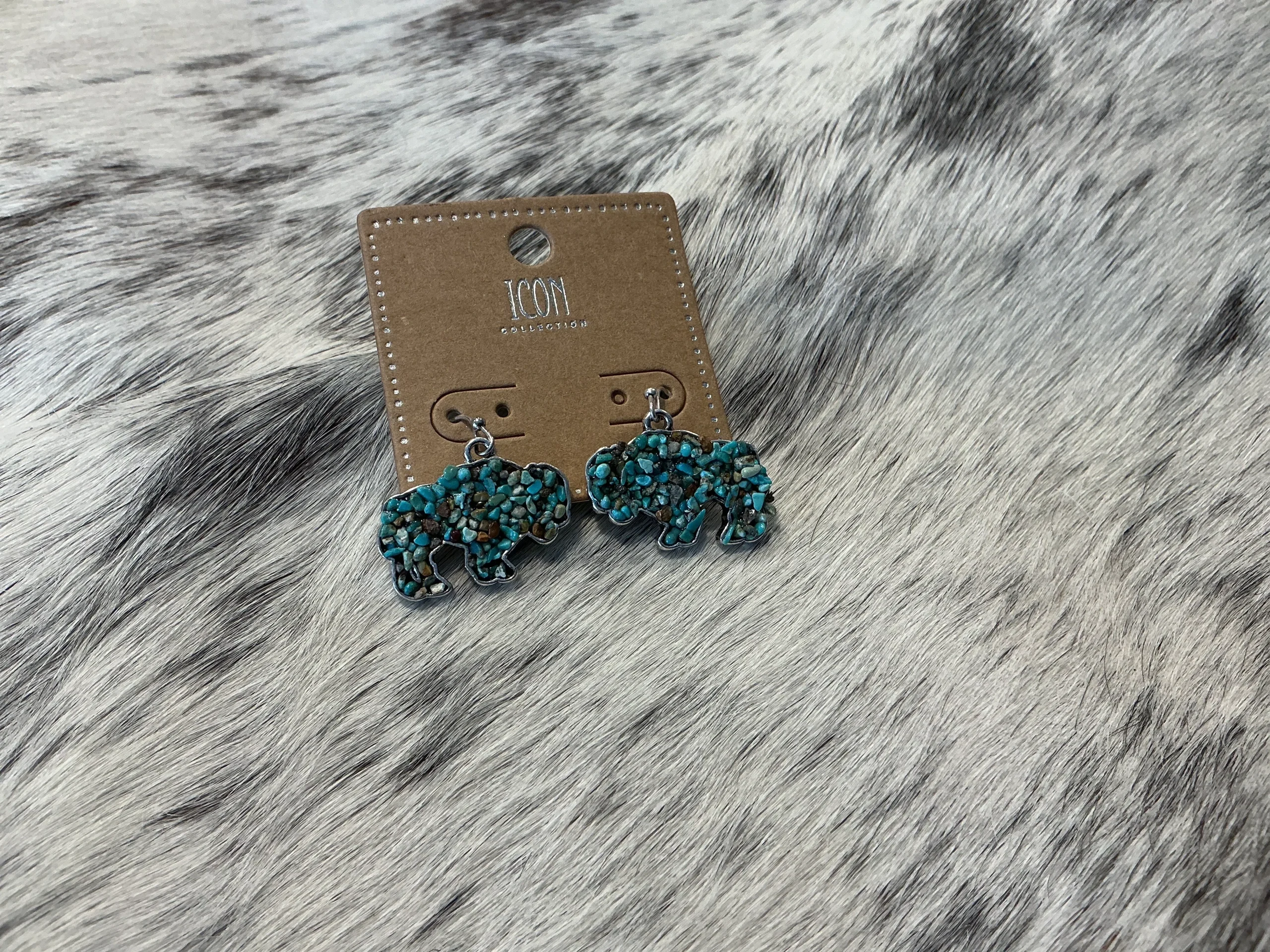Western Turquoise Chip Earring-Buffalo