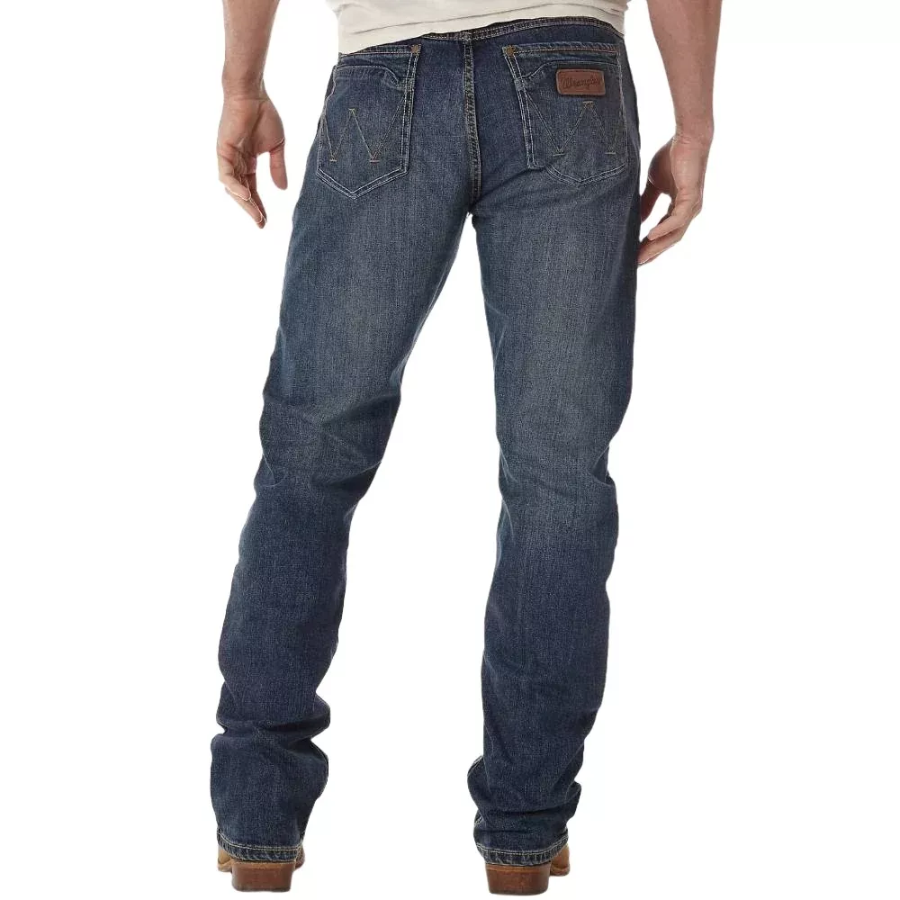Wrangler Men's Retro Slim Jean